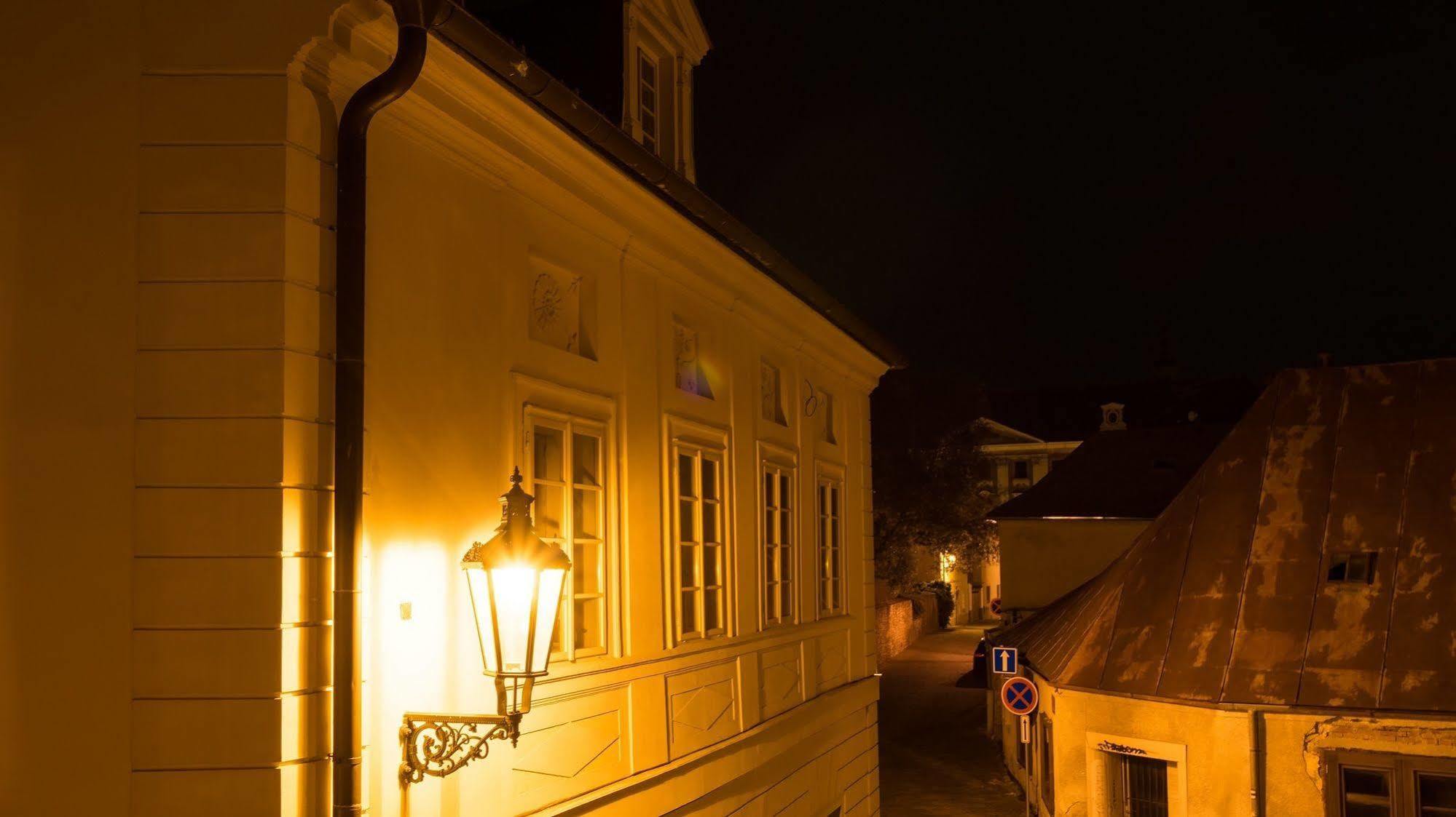 Libušina Villa Kutna Hora Bagian luar foto
